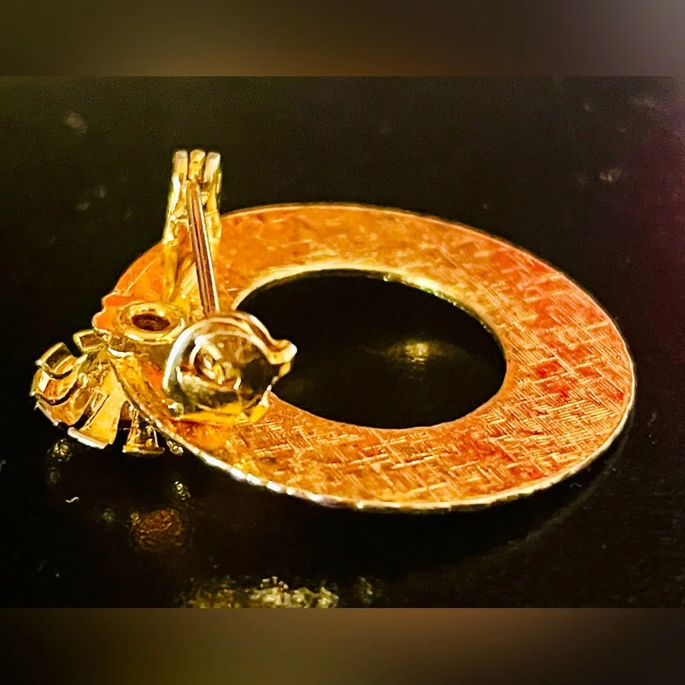 🔴Vintage Garnet and Gold Circle Brooch - Picture 7 of 9